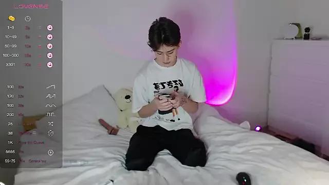 Ohnosashaa from StripChat