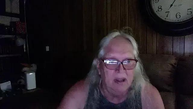 OldLadySara from StripChat