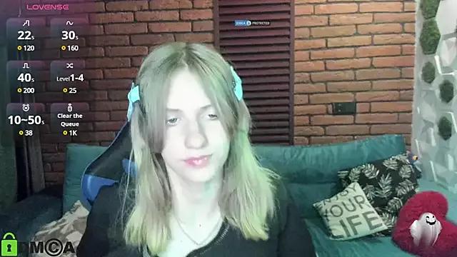 Try our streaming cams variety and talk on a personal level with our adorable girls streamers, showing off their bountiful shapes and dildos.