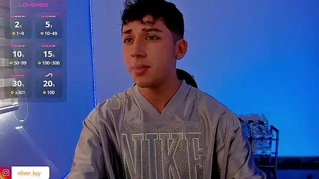 oliver_kyy from StripChat is Freechat