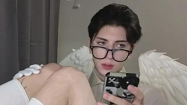 Oliver_star_boy_ from StripChat is Freechat