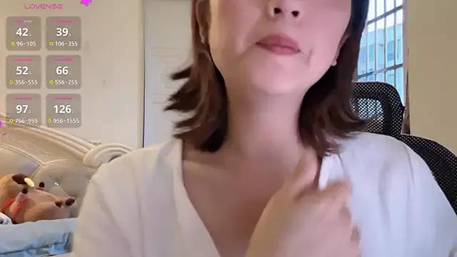 Olivia-l from StripChat is Freechat