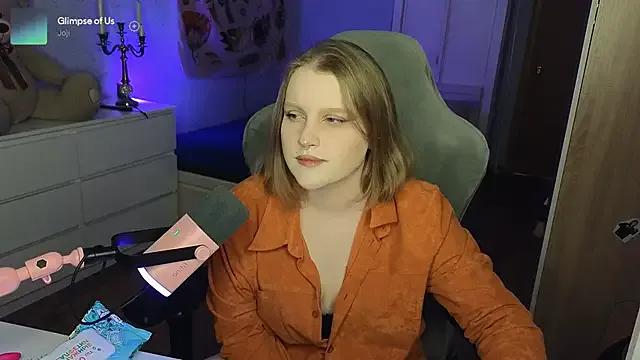 OliviaBlade from StripChat is Freechat