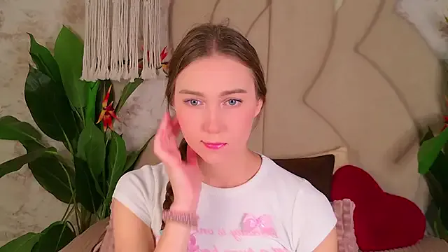 Try our streaming cams variety and talk on a personal level with our adorable girls streamers, showing off their bountiful shapes and dildos.