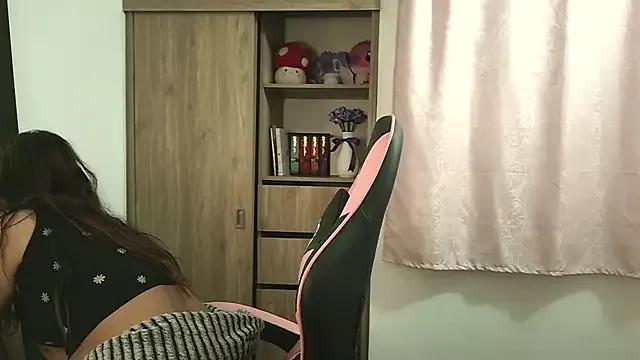 Try our streaming cams variety and talk on a personal level with our adorable girls streamers, showing off their bountiful shapes and dildos.