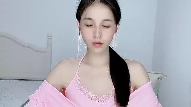 OOOm-oo from StripChat