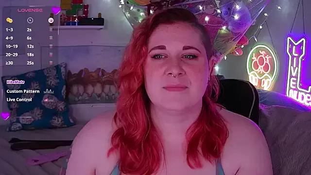 opalreigning from StripChat is Freechat