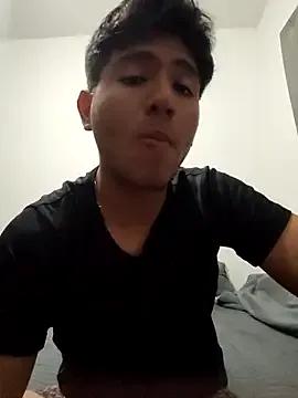 Ortiz_13 from StripChat is Freechat