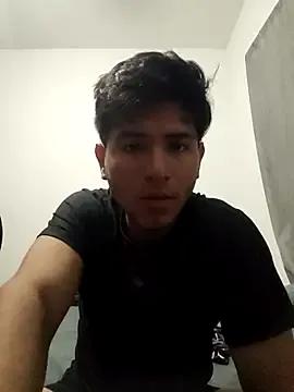 Ortiz_13 from StripChat is Freechat