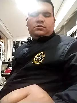 oscarshow24 from StripChat is Freechat