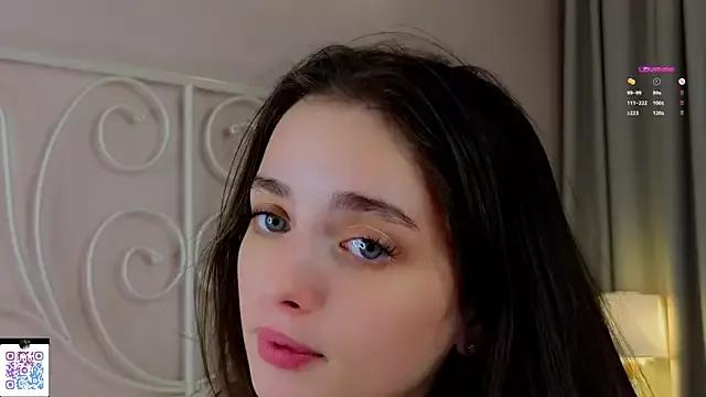 OttilieEsten from StripChat