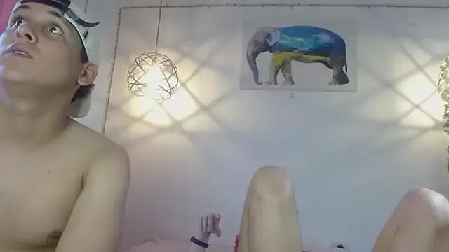 Try our streaming cams variety and talk on a personal level with our adorable girls streamers, showing off their bountiful shapes and dildos.