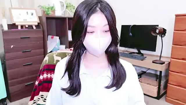 oxo_yuna_oxo from StripChat