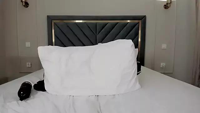 oxxx_me from StripChat