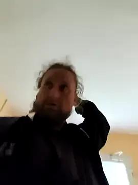 Ozomitro from StripChat