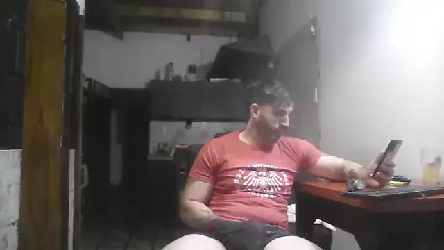 ozzypsico13 from StripChat