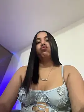 P_A_U_L_I_N_A_ on StripChat 