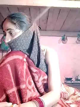 Pahadi_couple from StripChat is Freechat