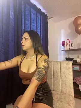 Try our streaming cams variety and talk on a personal level with our adorable girls streamers, showing off their bountiful shapes and dildos.