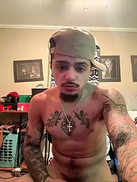 papiVilla23 from StripChat
