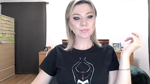 ParadiseAlina from StripChat
