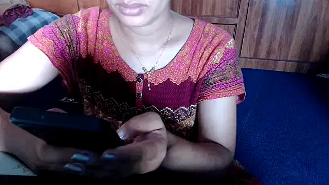 Parii_sana from StripChat is Freechat