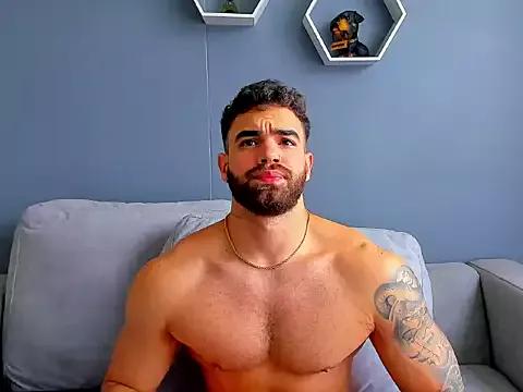 Paul_Phoenix from StripChat is Freechat