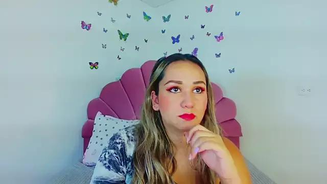 Try our streaming cams variety and talk on a personal level with our adorable girls streamers, showing off their bountiful shapes and dildos.
