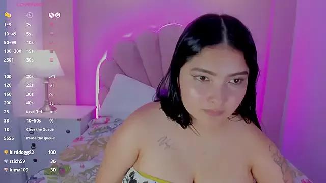Try our streaming cams variety and talk on a personal level with our adorable girls streamers, showing off their bountiful shapes and dildos.