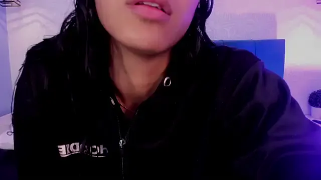 paulacastilla from StripChat is Freechat