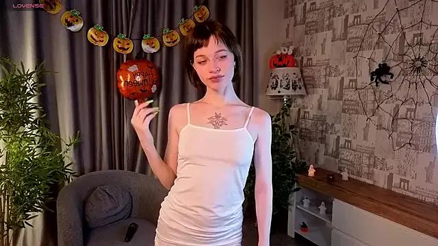 PaulaDauge from StripChat is Freechat