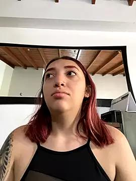 Paulina-Wells from StripChat is Freechat