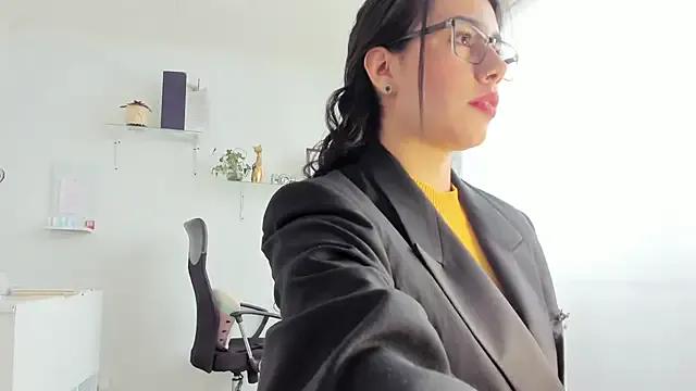paulina_dossantos from StripChat is Freechat