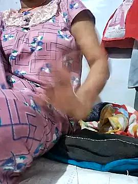 payal_queen from StripChat is Freechat