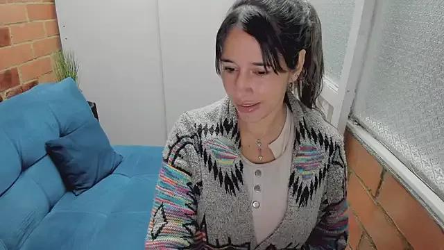 Penelope47 from StripChat