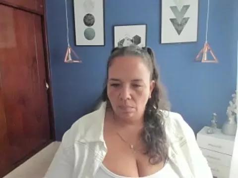 Penelope_Nipples_ from StripChat