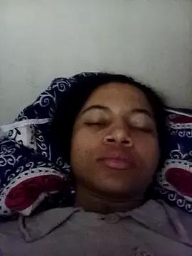 PenelopeShine from StripChat