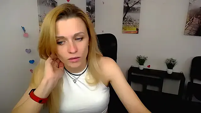 PeppyMia on StripChat 