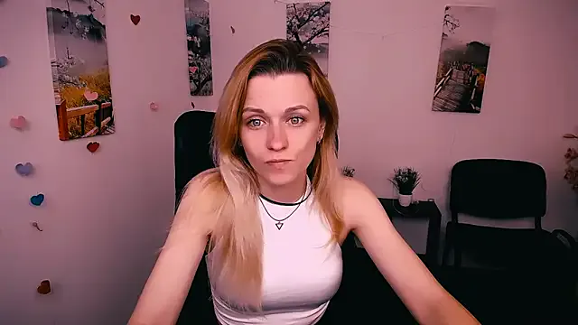 PeppyMia on StripChat 