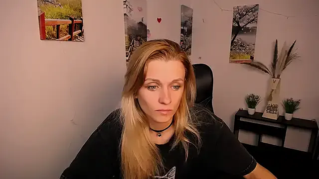 PeppyMia on StripChat 