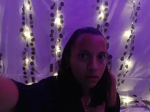 Perla_Johnson from StripChat is Freechat