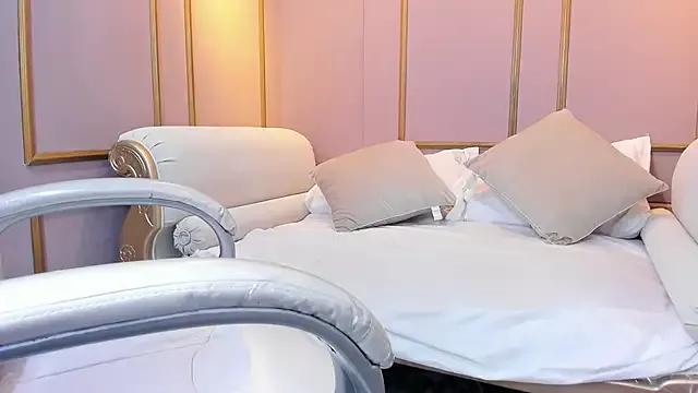 Try our streaming cams variety and talk on a personal level with our adorable girls streamers, showing off their bountiful shapes and dildos.