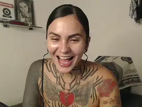 Perola__May from StripChat is Freechat