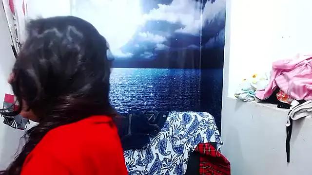 pervertt_linda from StripChat is Freechat