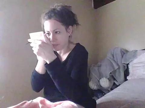 Petitedoll29 from StripChat