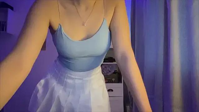 PettyKyper from StripChat