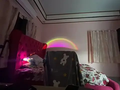 Philina_thi from StripChat is Freechat