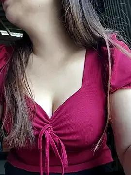 Pi-pi-00 from StripChat