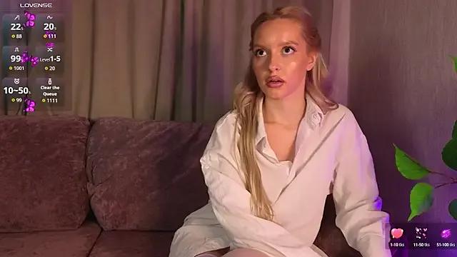 Try our streaming cams variety and talk on a personal level with our adorable girls streamers, showing off their bountiful shapes and dildos.