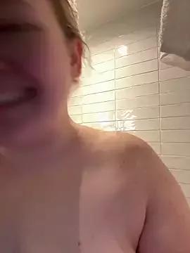 PiggyRose from StripChat